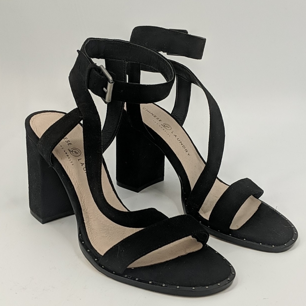 NWT CHINESE LAUNDRY Faux Suede Ankle Strap Heels